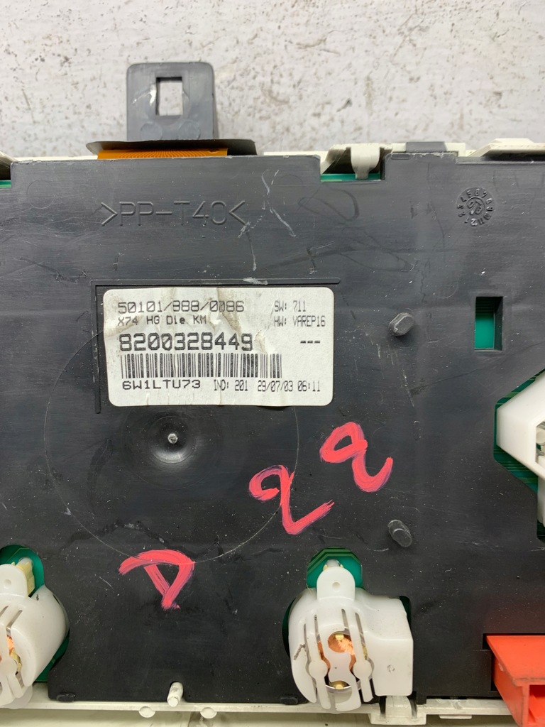 фото №5, Лічильник приладова панель 8200328449 renault