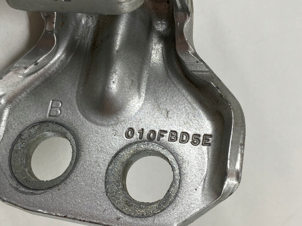 фото №6, Петля дверь mazda 2 левый задняя góra dół комплект