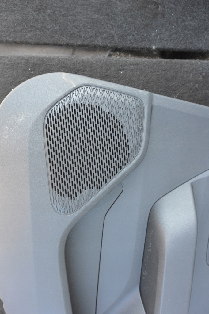 фото №11, Dacia duster ii 17- обшивки оббивка двері ліва права перед задня kpl