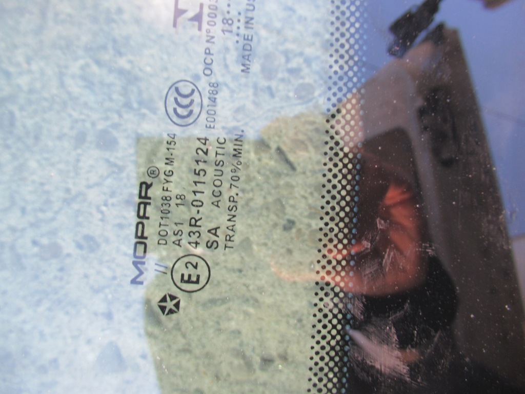 фото №3, Jeep wrangler jl sahara 4d 2018 r. скло перед лобове рамка доставка