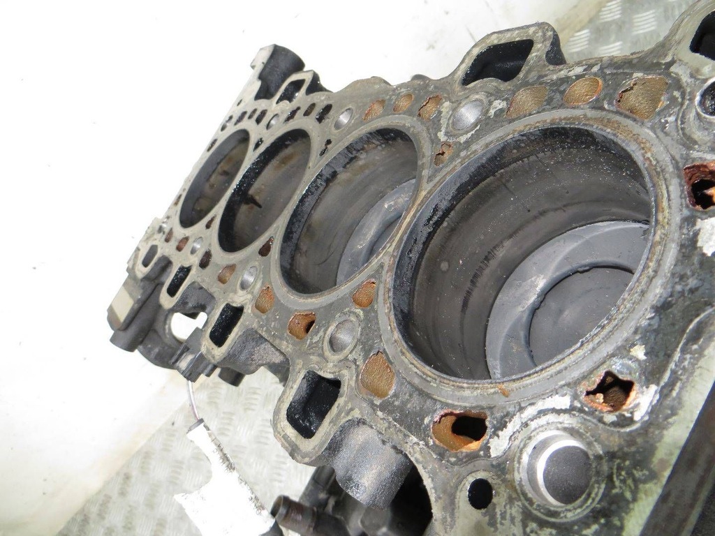 фото №8, Trafic vivaro iii 1.6 блок двигателя dół r9m415