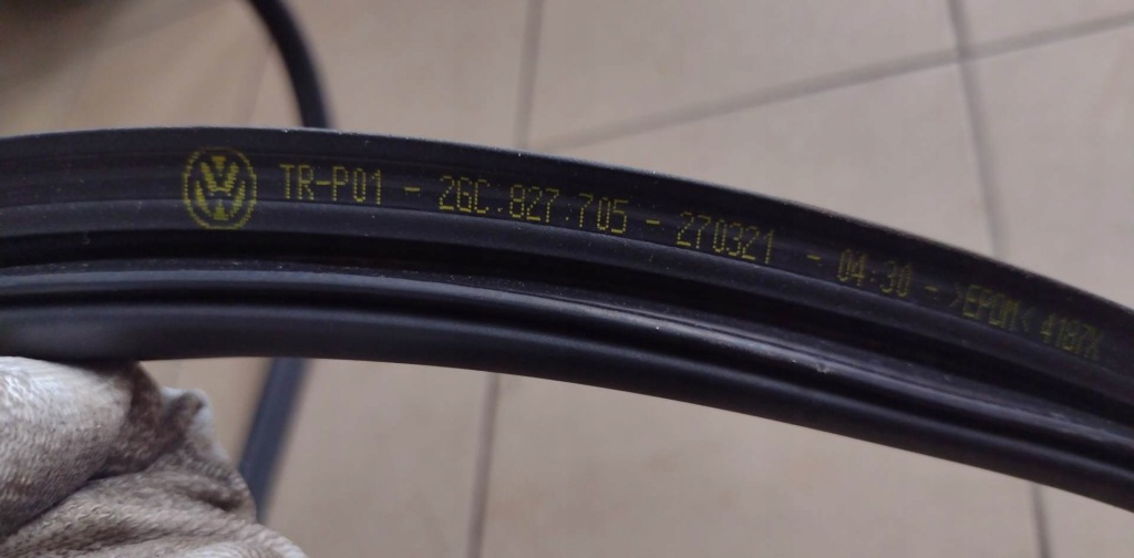 фото №2, Прокладка крышки vw t-roc cabrio 2gc827705