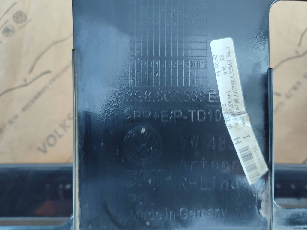 фото №11, Спойлер накладка бампера задня датчик кришки vw arteon 2020 r-line