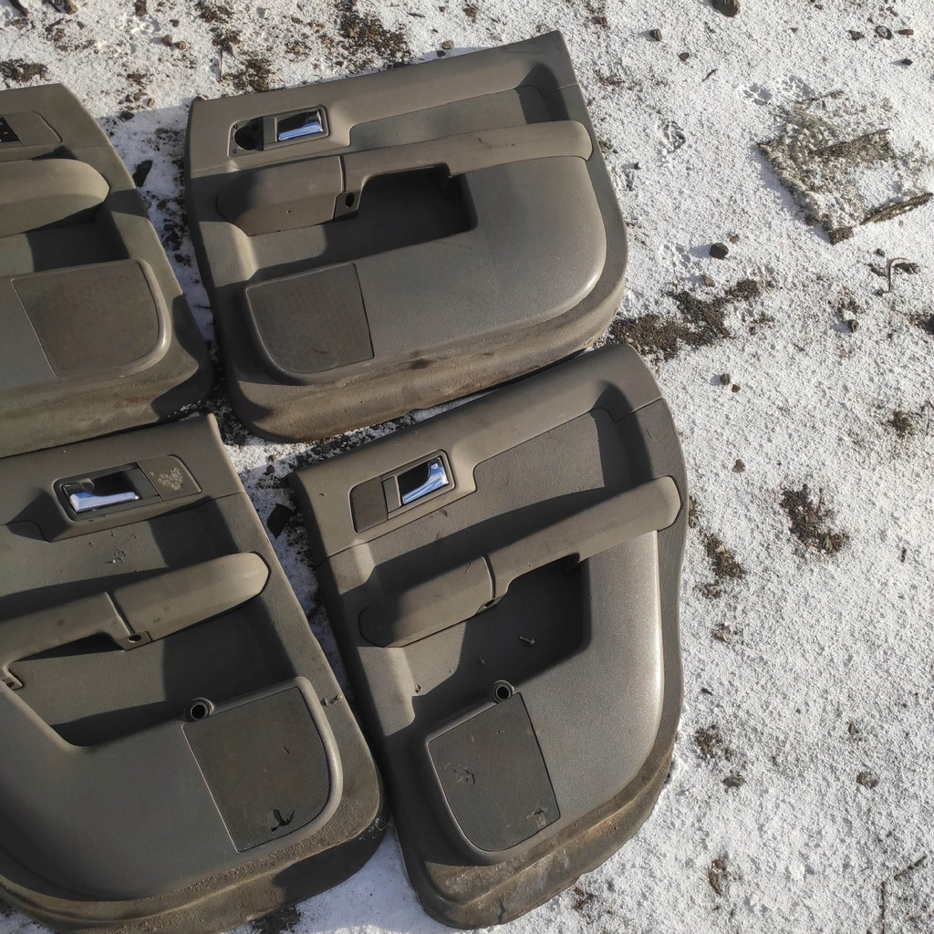 фото №3, Обшивка оббивка двері ліва права audi a2 комплект