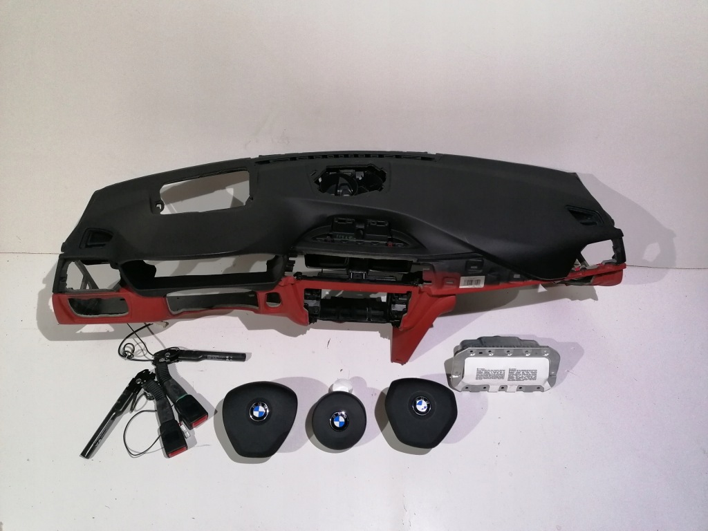 фото №1, Bmw 3 f30 f31 f34 панель приладів консоль подушка безпеки натягувачі