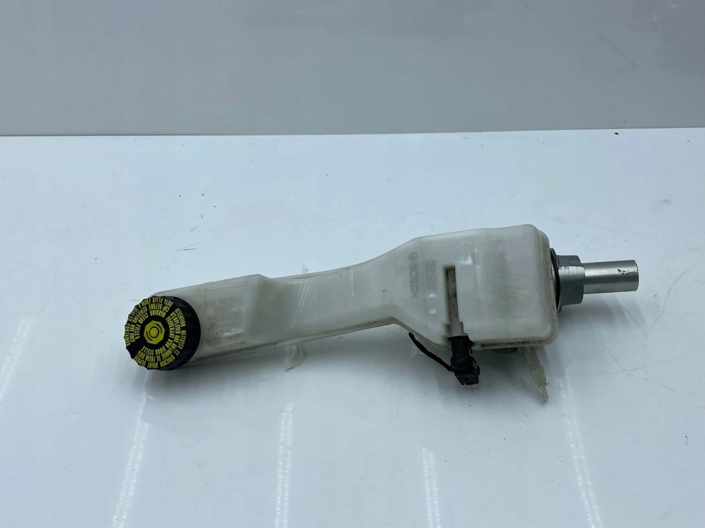 фото №1, Bmw 2 f46 2017 головний циліндр гальма