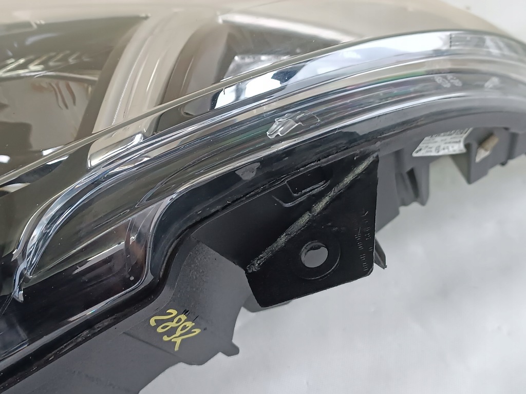 фото №9, Opel movano b lift лампа правая передняя led 260107241r