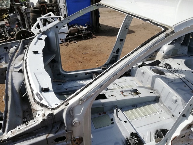 фото №1, Блок двигателя крышный левый dacia sandero ii logan