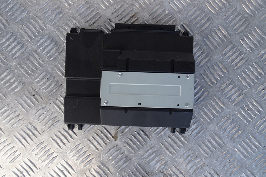 фото №1, Vw golf vii - усилитель 5q0035456