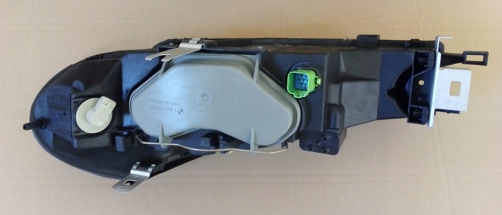 Magneti marelli фара правый ford mondeo ii Доставка