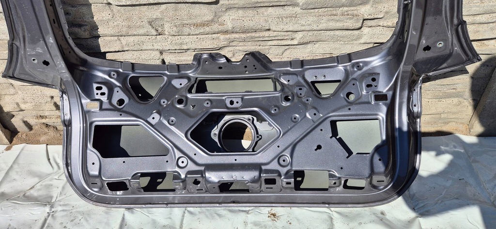 фото №12, Mercedes eqa h243 21- крышка багажника задняя багажника org