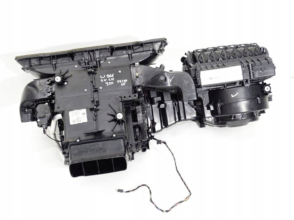 фото №1, Обігрівач комплектна mercedes ml w166 gl x166 europa