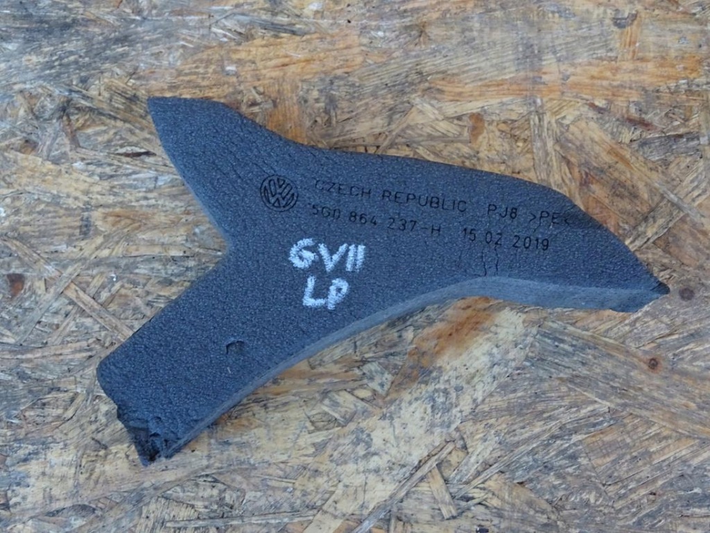 фото №1, Golf vii r lift шумоизоляция крыла левая перед передние 5g0864237h