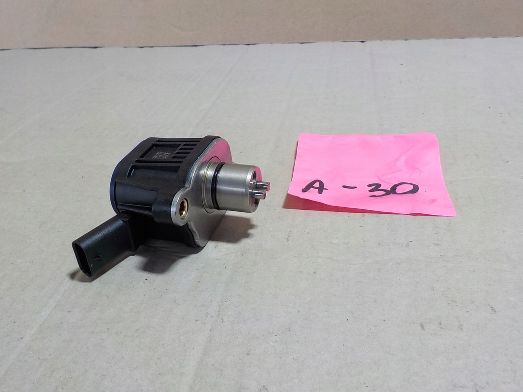 фото №4, Vw arteon клапан вала розподільного валу 3g8971206