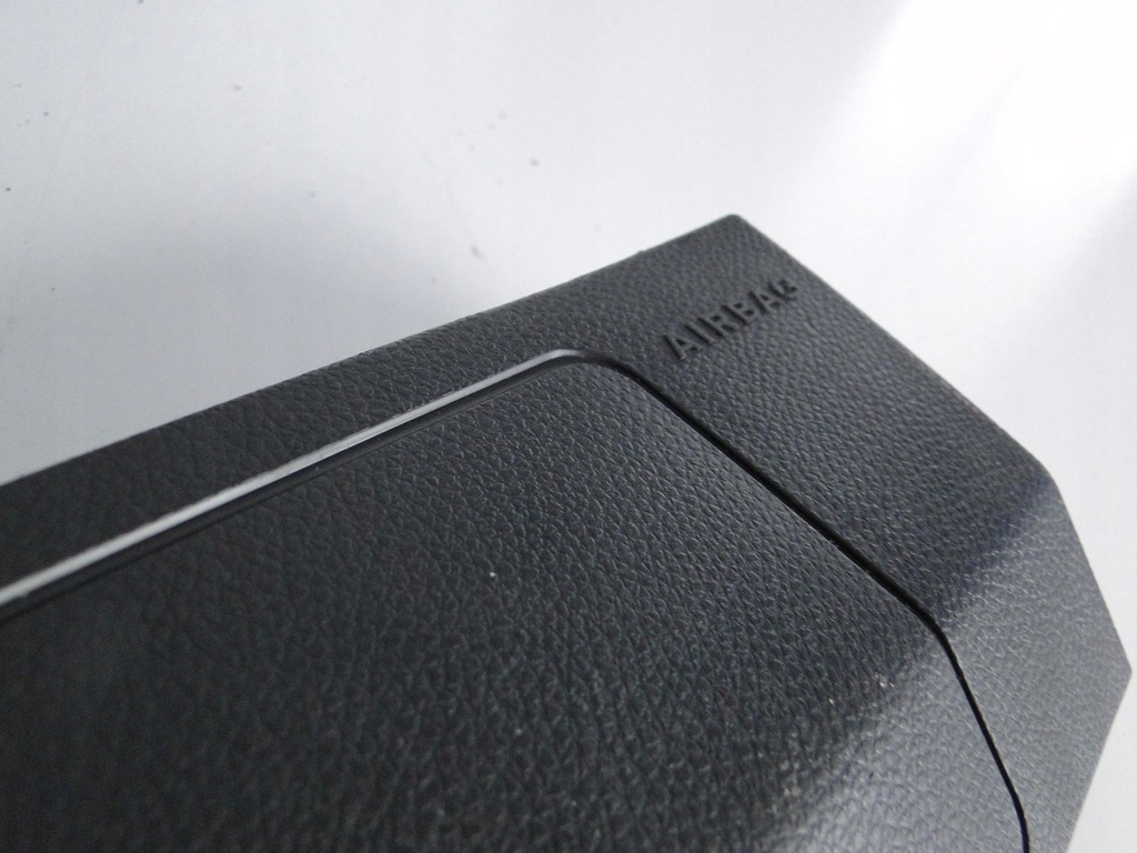 фото №5, Mercedes a klasa 176 w176 подушка коленная