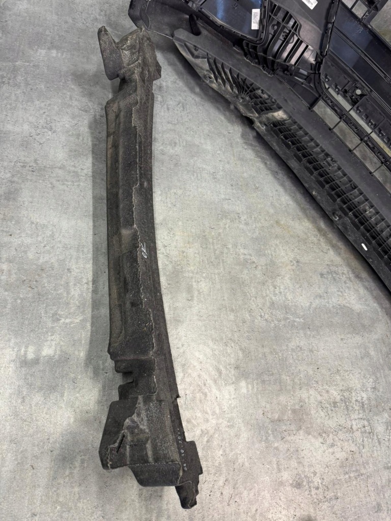 фото №15, Оригінальний бампер решітка радіатора перед audi a7 c8 лак mythos black металік