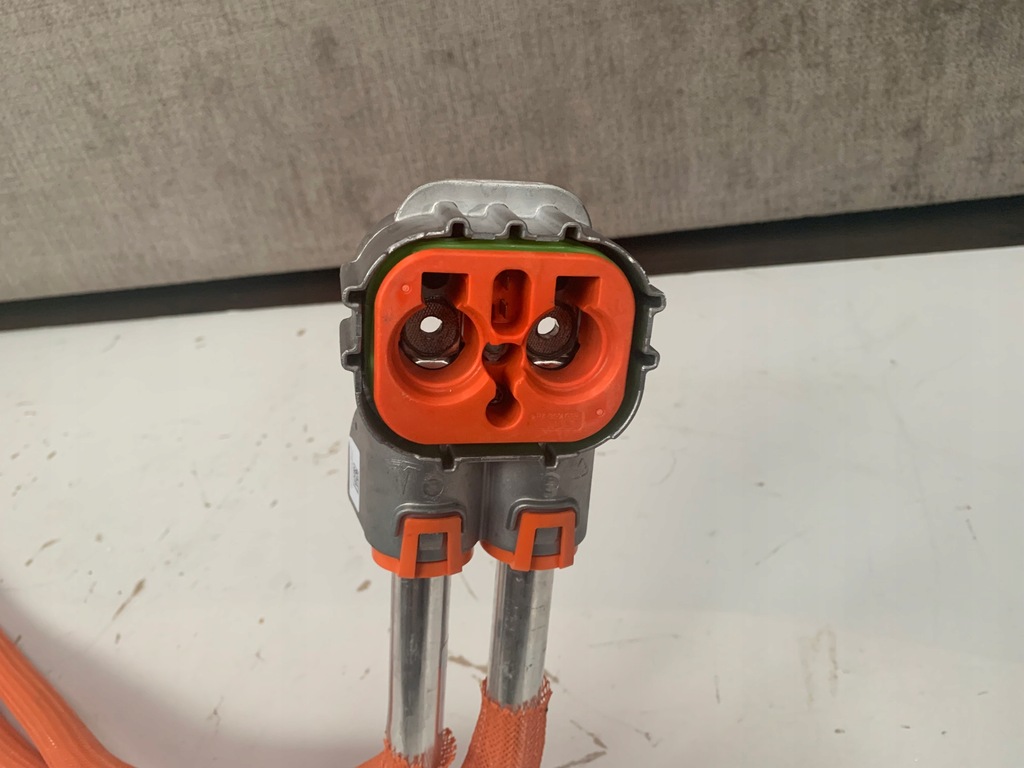 фото №7, Tesla model 3 lift 2021 провода wysokiego напряжения порт зарядки usa