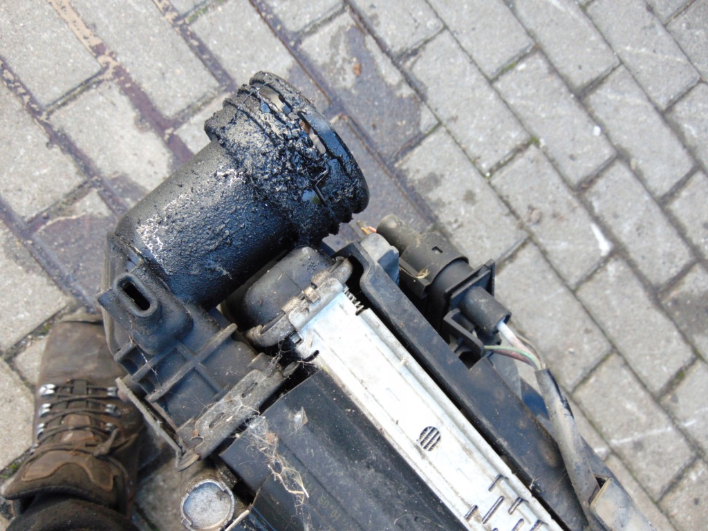 Вентилятор радіатор води кондиціонера комплект  vw passat b6 2.0tdi європа Ціна