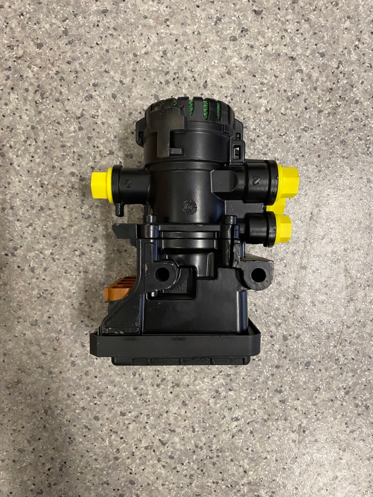 Купити Модулятор ebs k000913 knorr-bremse