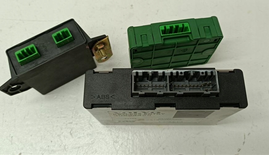 фото №10, Набір стартовий комплект ключ бортовий комп'ютер volvo s40 v40 96-00 1.8i md361853