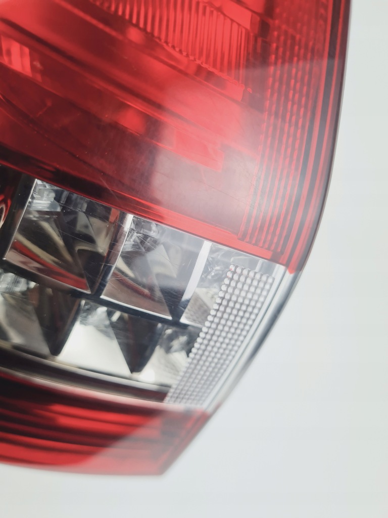 фото №6, Citroen c5 iii lift лампа задня ліва w крила kombi