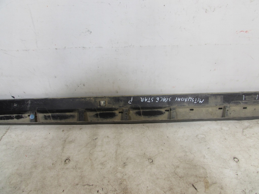 фото №4, Молдинг накладка порог правая space star