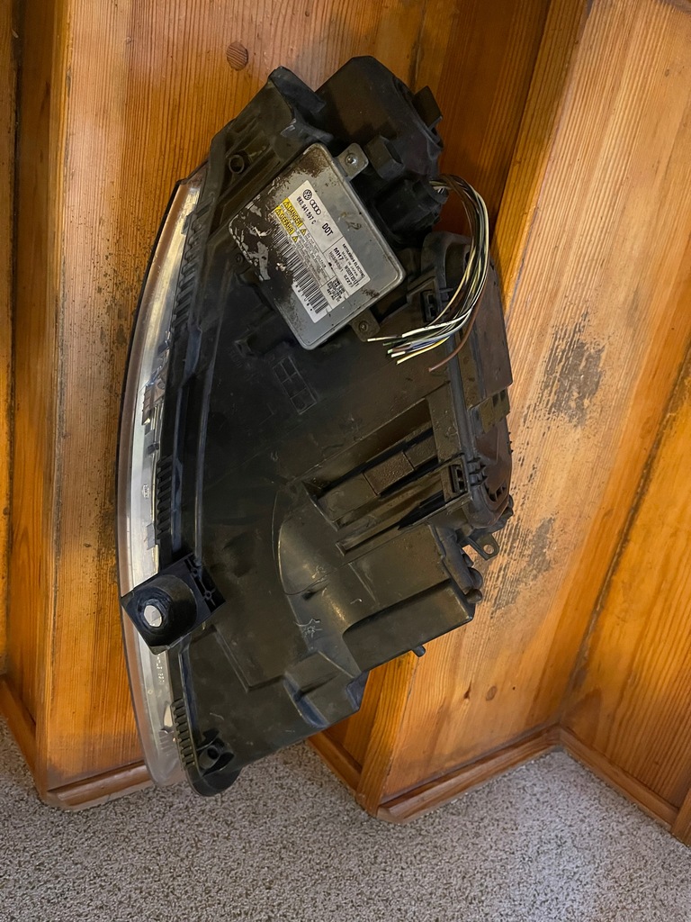 фото №7, Audi a6 c6 лампа передняя левая europa ксенон