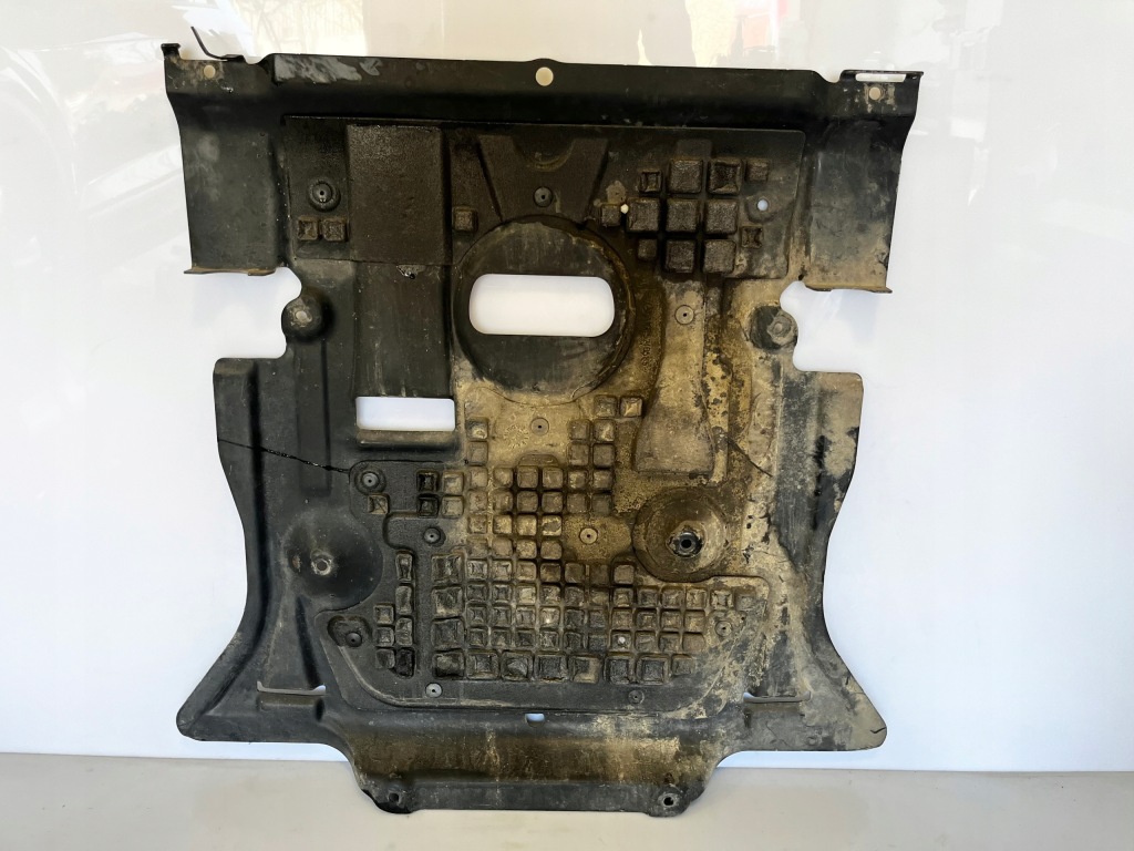 фото №1, Mercedes gle gls w166 amg защита pod двигатель a1665240585 металлическая