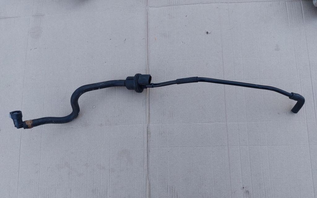 фото №1, Клапан вентиляции труба шланг 1.0 mpi skoda citigo vw up 6qe906517