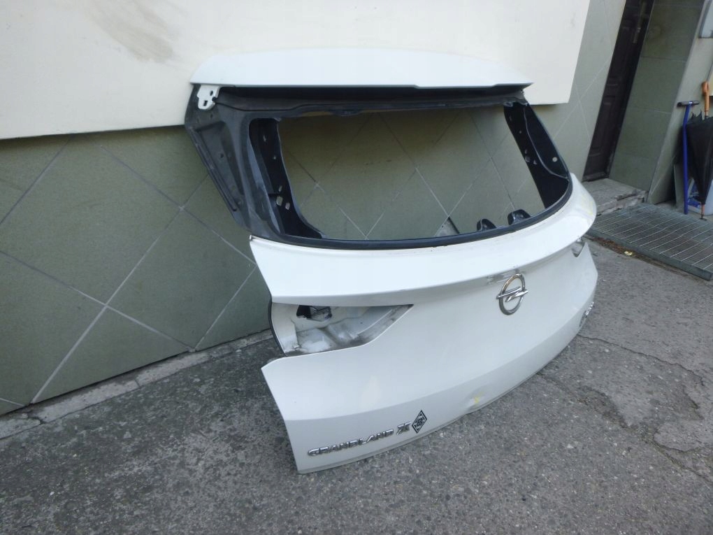 фото №2, Opel grandland x крышка багажника задняя