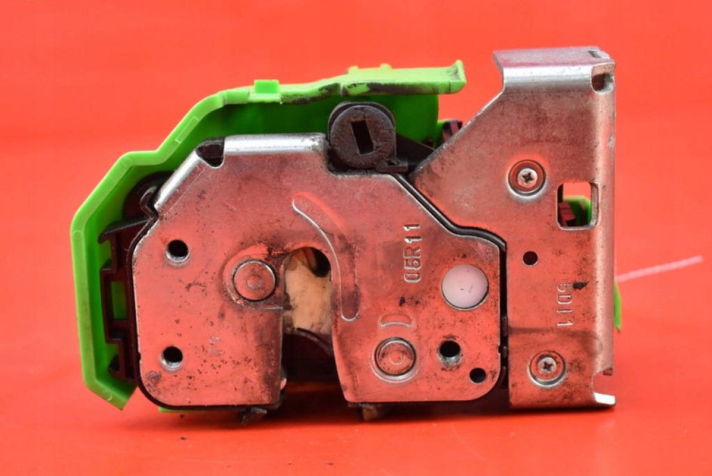 фото №5, Замок дверь правый перед передний eu50519050 alfa romeo mito 08-18