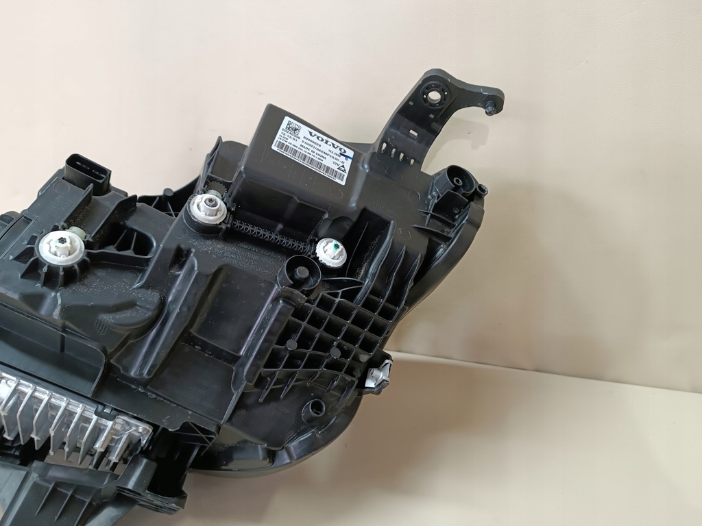 фото №12, Volvo ex30 фара лампа права передня 80000628 1ex2938 vxc