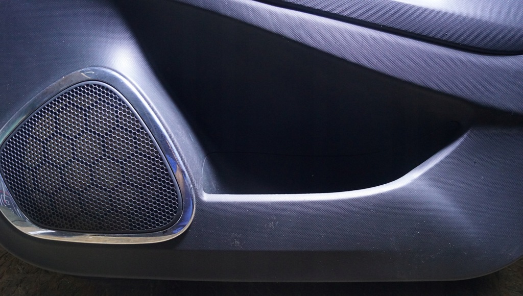 фото №4, Обшивка дверь правый перед renault captur i