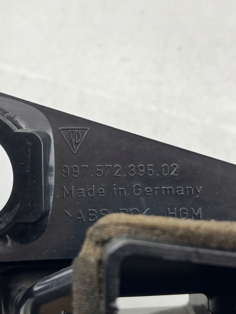 фото №7, Porsche cayman 987 2006 правая сторона канал обдув 99757239502