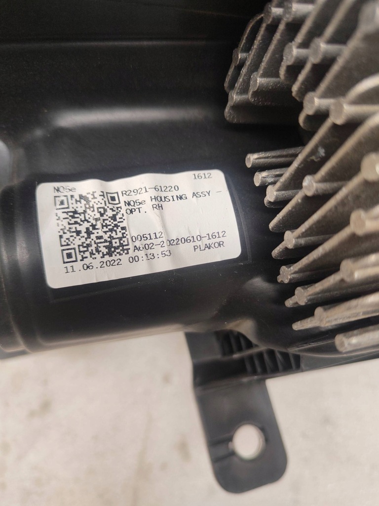 фото №9, Kia sportage v full led перед сторона правая 92102r2100