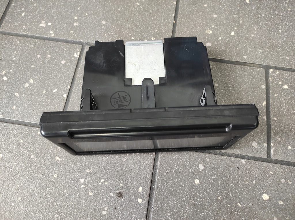 фото №1, Дисплей радіо volvo c30 30797719