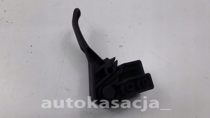 фото №4, Skoda superb i 3u4 ручка открывания капот крышки