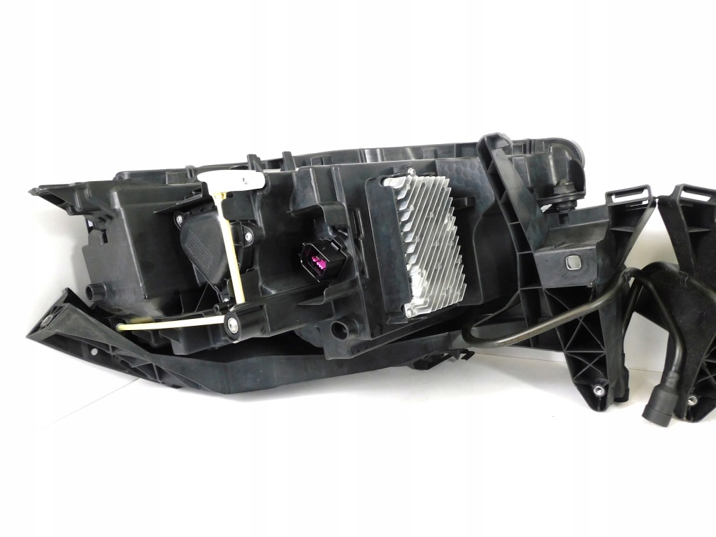 фото №13, Audi q4 e-tron лампа права ліва matrix 89a941035 sq4