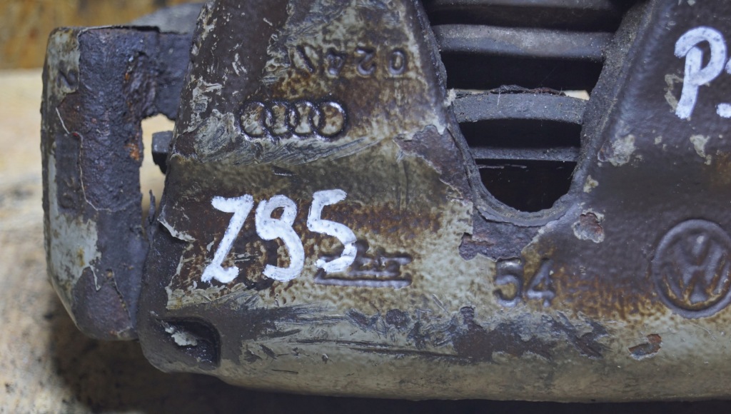 фото №4, Суппорт тормозной правый перед audi tt 8n
