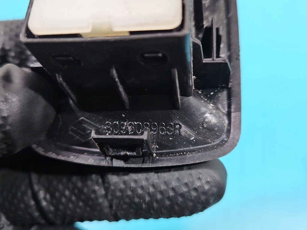 фото №5, Переключатель окон renault trafic iii 809608963r eu