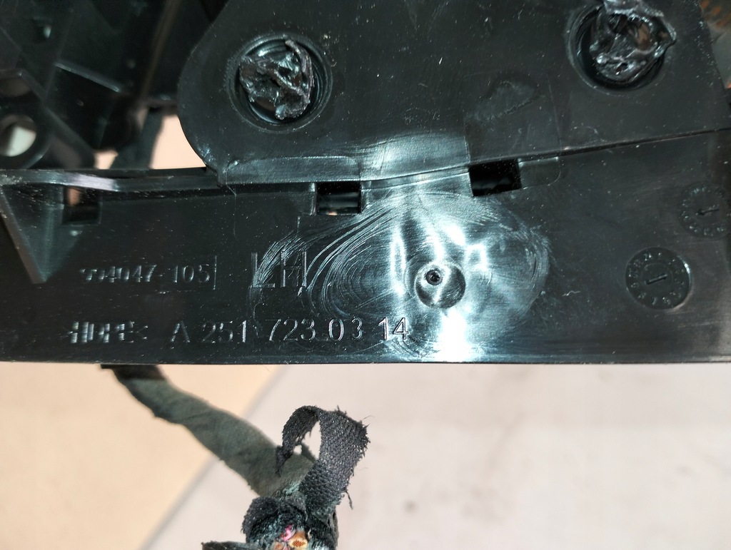 фото №3, Замок двері лівий перед mercedes r-klasa w251 4 pin uk