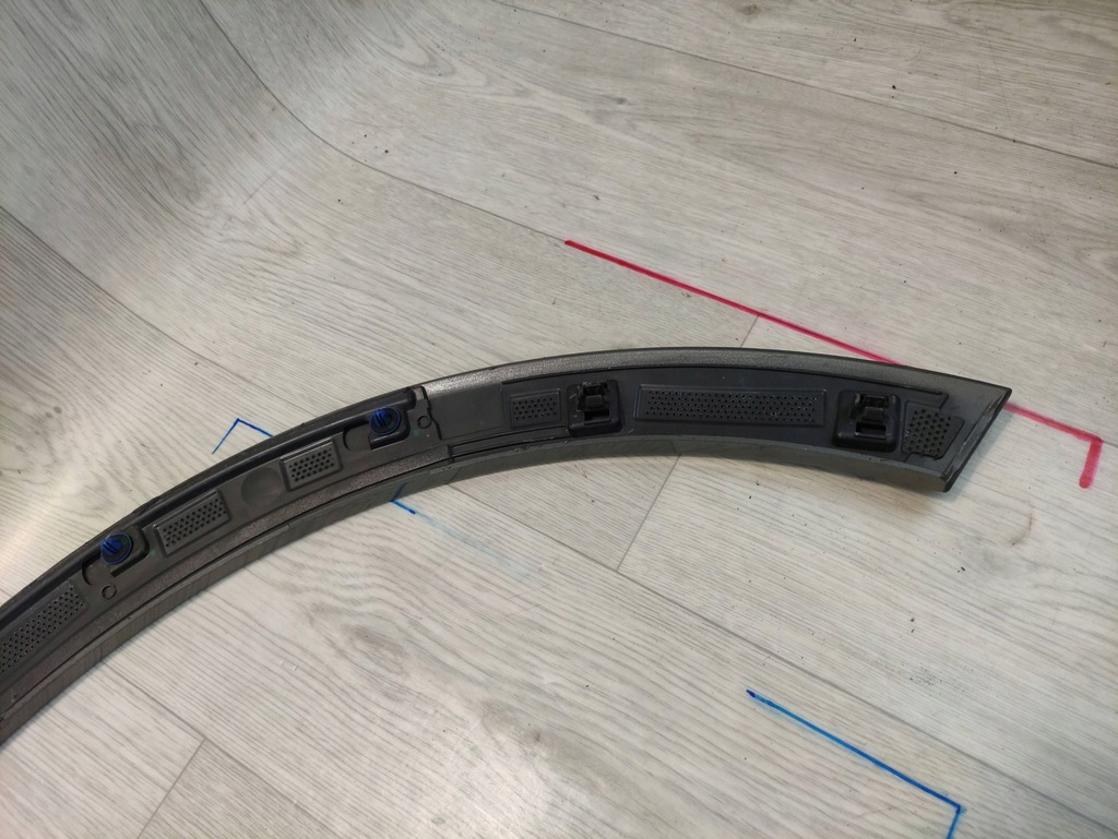 фото №12, Audi q3 f3 молдинг крыла правый задняя 83a853818a