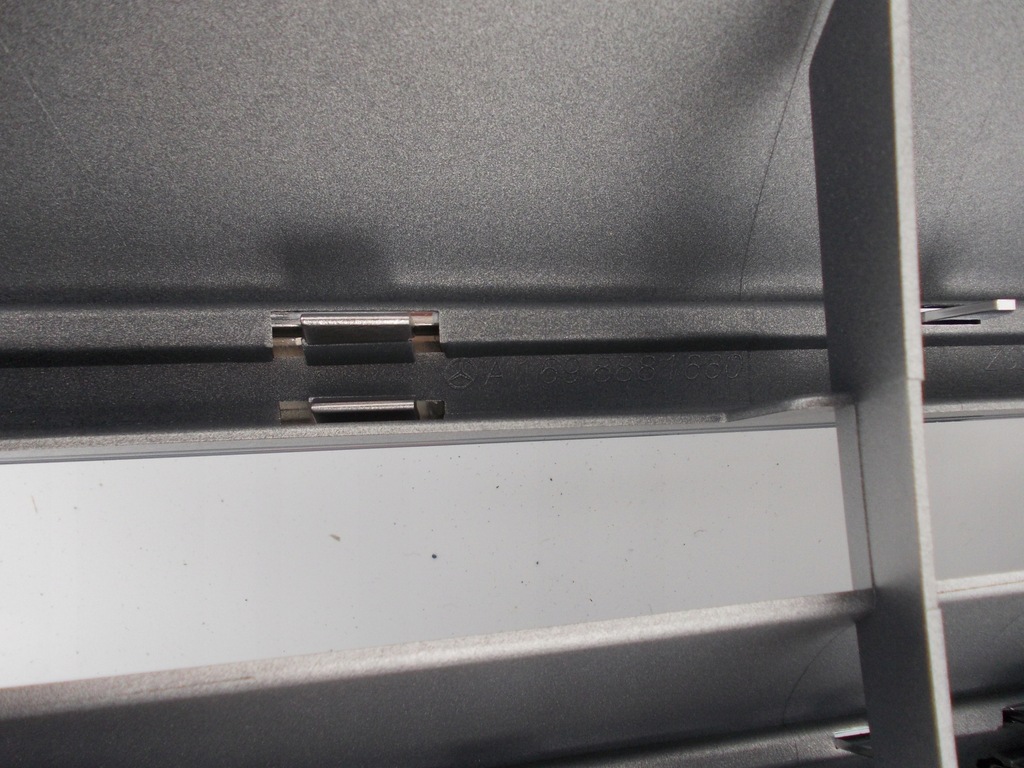 фото №12, Mercedes-benz оригінальний номер a1698881660 решітка радіатора решітка радіатора