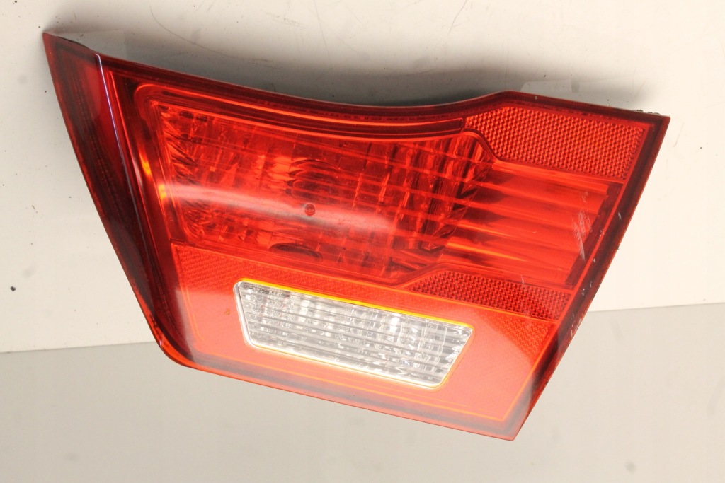 фото №1, Kia magentis ii lift 08-10r лампа правая задняя правый задняя w крышка