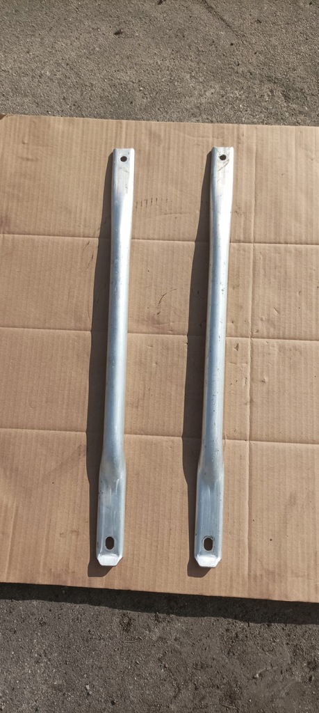 фото №1, Mercedes w213 e klasa кронштейн распорка чашка