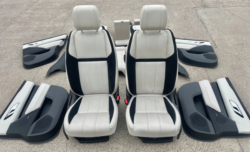 фото №1, Range rover velar r-dynamic сидіння заднє сидіння салон оббивка двері перед задня