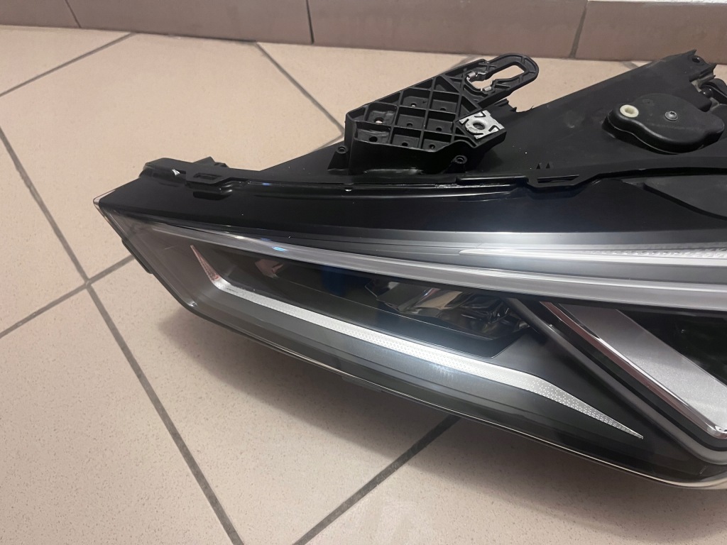 фото №8, Lama передня перед ліва seat leon iv 4 full led 5fb