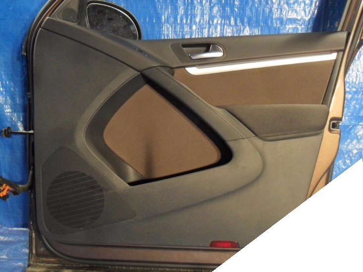 фото №1, Vw tiguan 2011-13r обивка дверь правых mocca