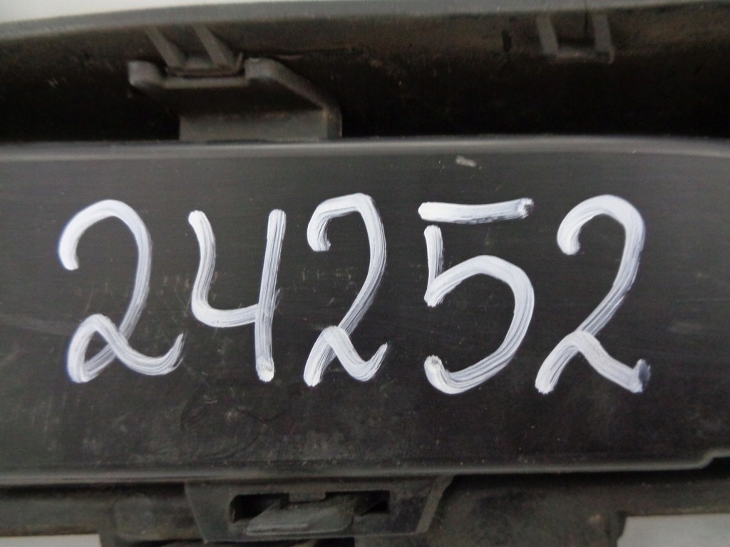 фото №8, Bmw 5 g30 решётка бампера правый перед