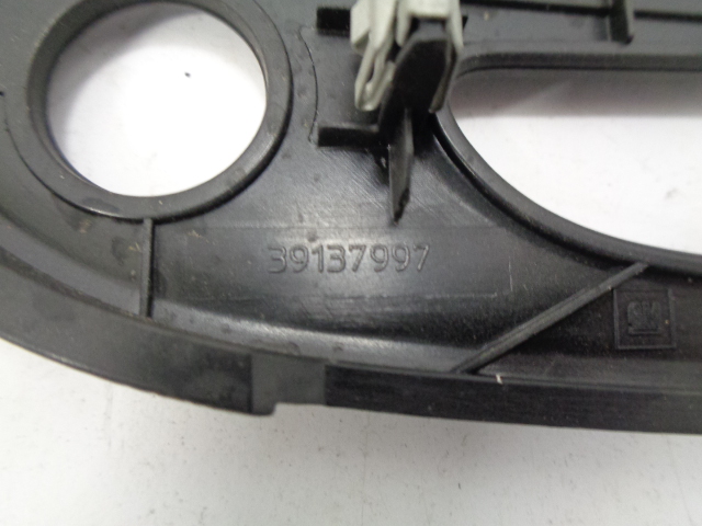 фото №3, Opel crossland x рамка радио навигации